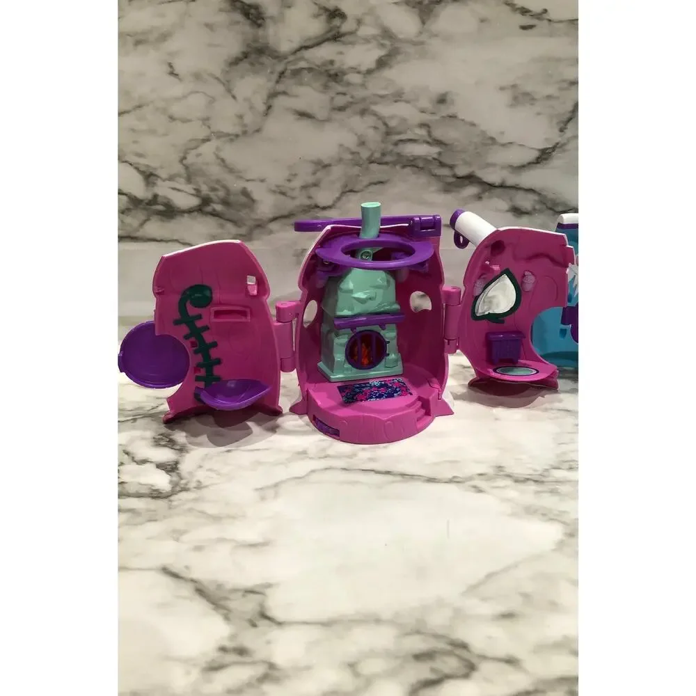 Spin Master zoobles fold